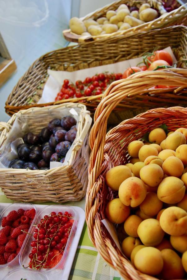 B&B Dalla Fattoria Della Patty Pieve Di Ledro Bagian luar foto